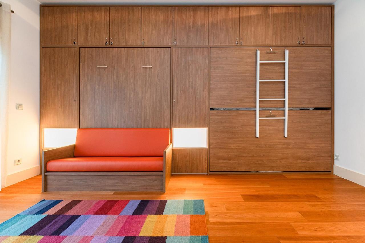 Apartment Warm Ample Space With Wall Beds Lisbon
